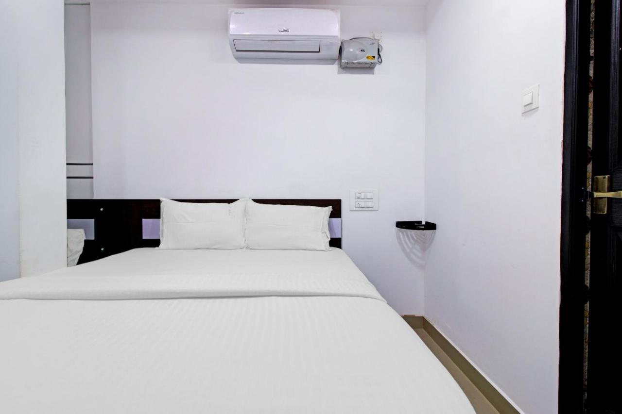 Oyo Flagship 81436 Palace Lodge Mangalore Exterior photo