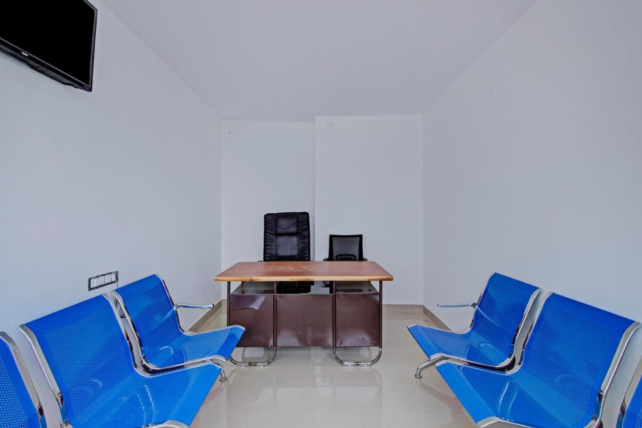 Oyo Flagship 81436 Palace Lodge Mangalore Exterior photo